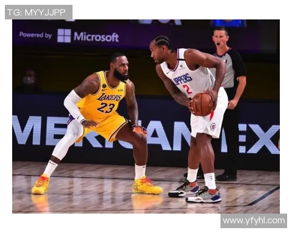 2018年10月7日快船与湖人激战成名球星对决引发球迷热议 2018年10月7日快船与湖人激战成名球星对决引发球迷热议